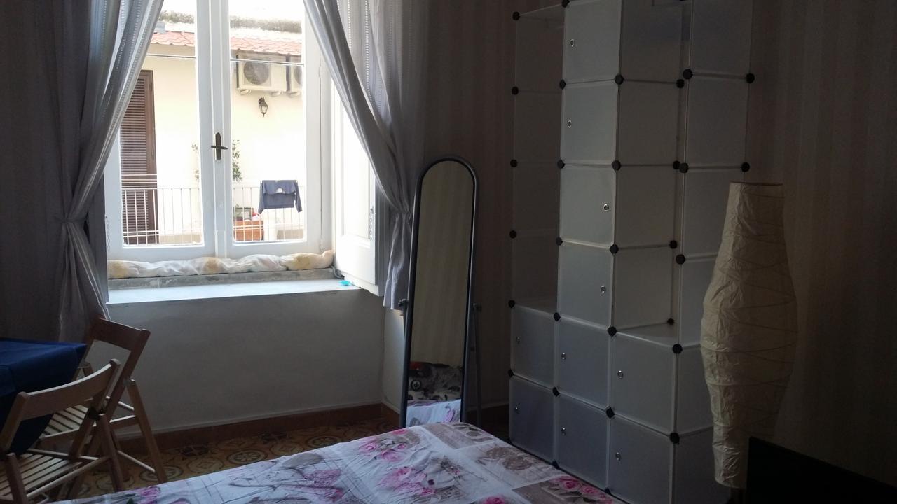 B&B A Casa Di Grazia 나폴리 외부 사진